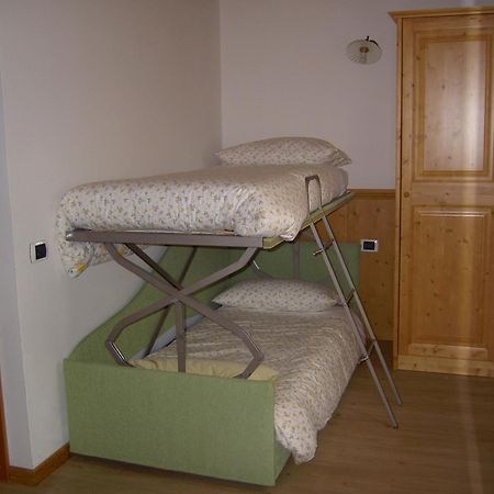 Room & Breakfast Ca Mea Dina Bezzecca Δωμάτιο φωτογραφία