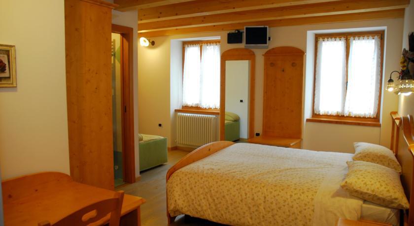 Room & Breakfast Ca Mea Dina Bezzecca Εξωτερικό φωτογραφία